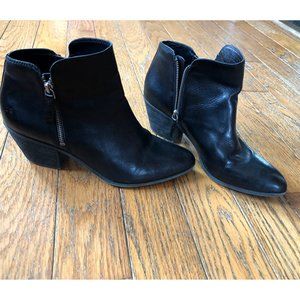 Black Frye Chelsea Ankle Boots Size 10
